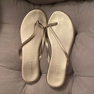 Lauren Conrad flipflops